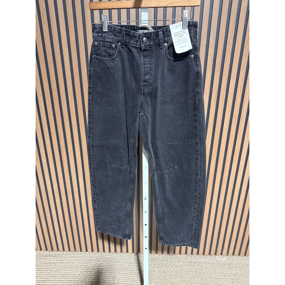 NWT Madewell The Darted Barrel-Leg Jean - Size 23 - MSRP $148 - Picture 7 of 9